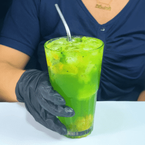 Kiwi mojito refreshing drink